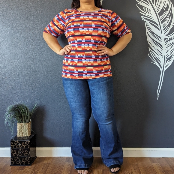 LulaRoe Gigi Disney Shirt - Picture 6 of 8